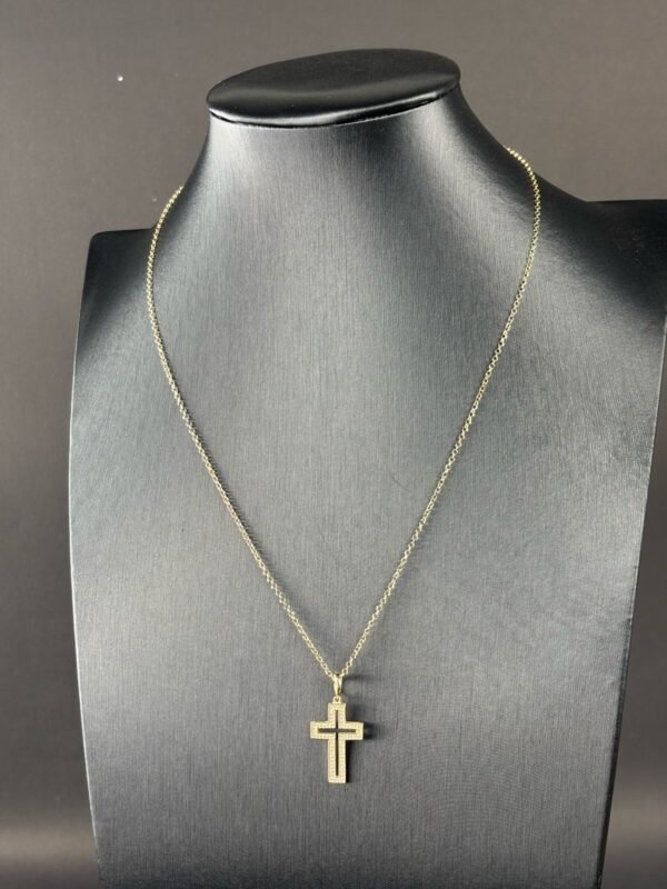 Corrente Elo Português 45cm Pingente Cruz Cravejado em Zirconia em ouro 18k